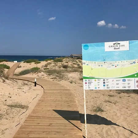 Private Apartament In Deni - Green Life Beach 아파트 *