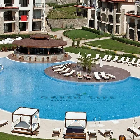Private Apartament In Deni - Green Life Beach * 소조폴