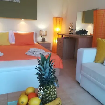 Private Apartament In Deni - Green Life Beach 소조폴