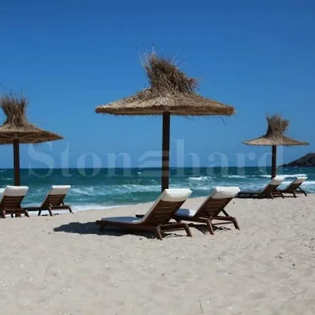 Private Apartament In Deni - Green Life Beach Appartement